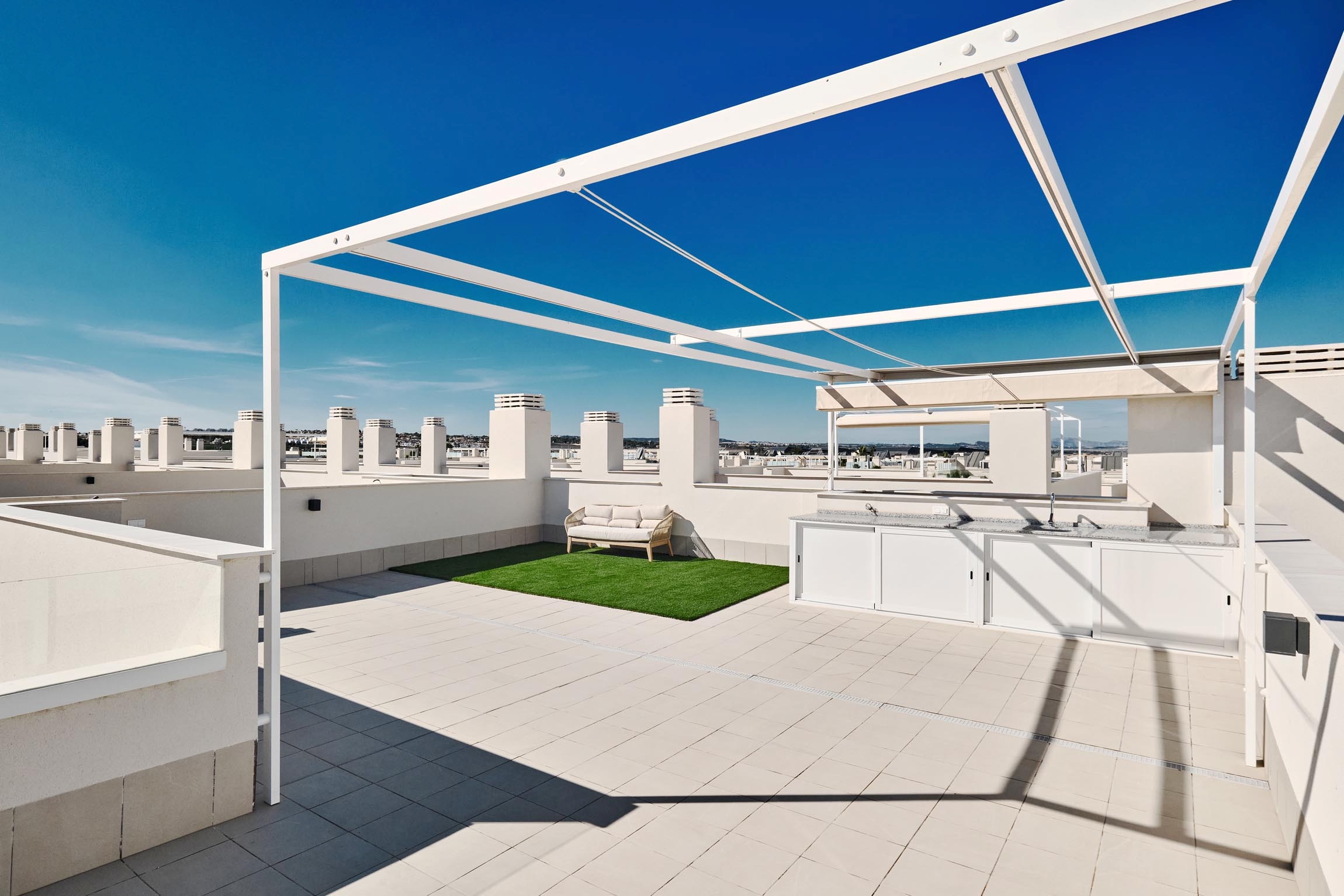 Prodej bytu 3+kk v osobním vlastnictví 102 m², Torrevieja