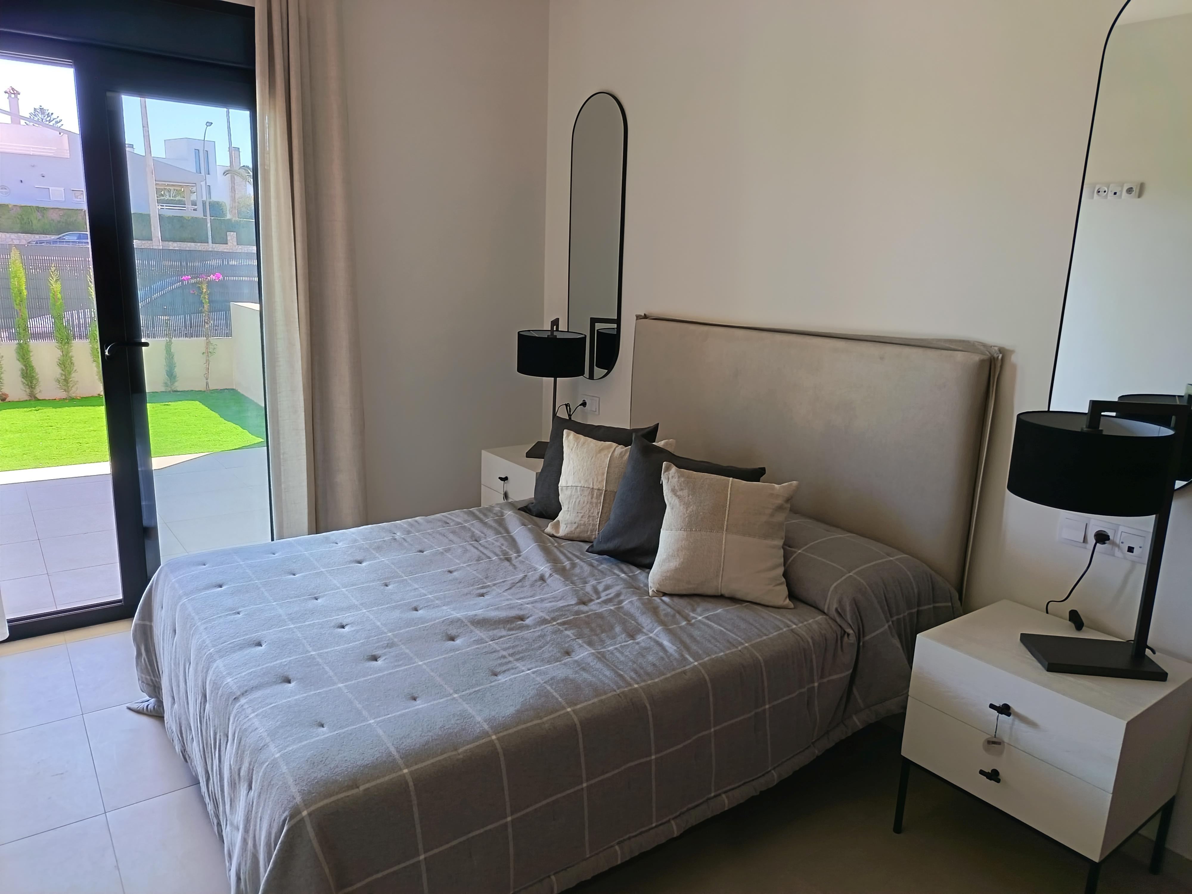Prodej bytu 3+kk v osobním vlastnictví 97 m², Torrevieja